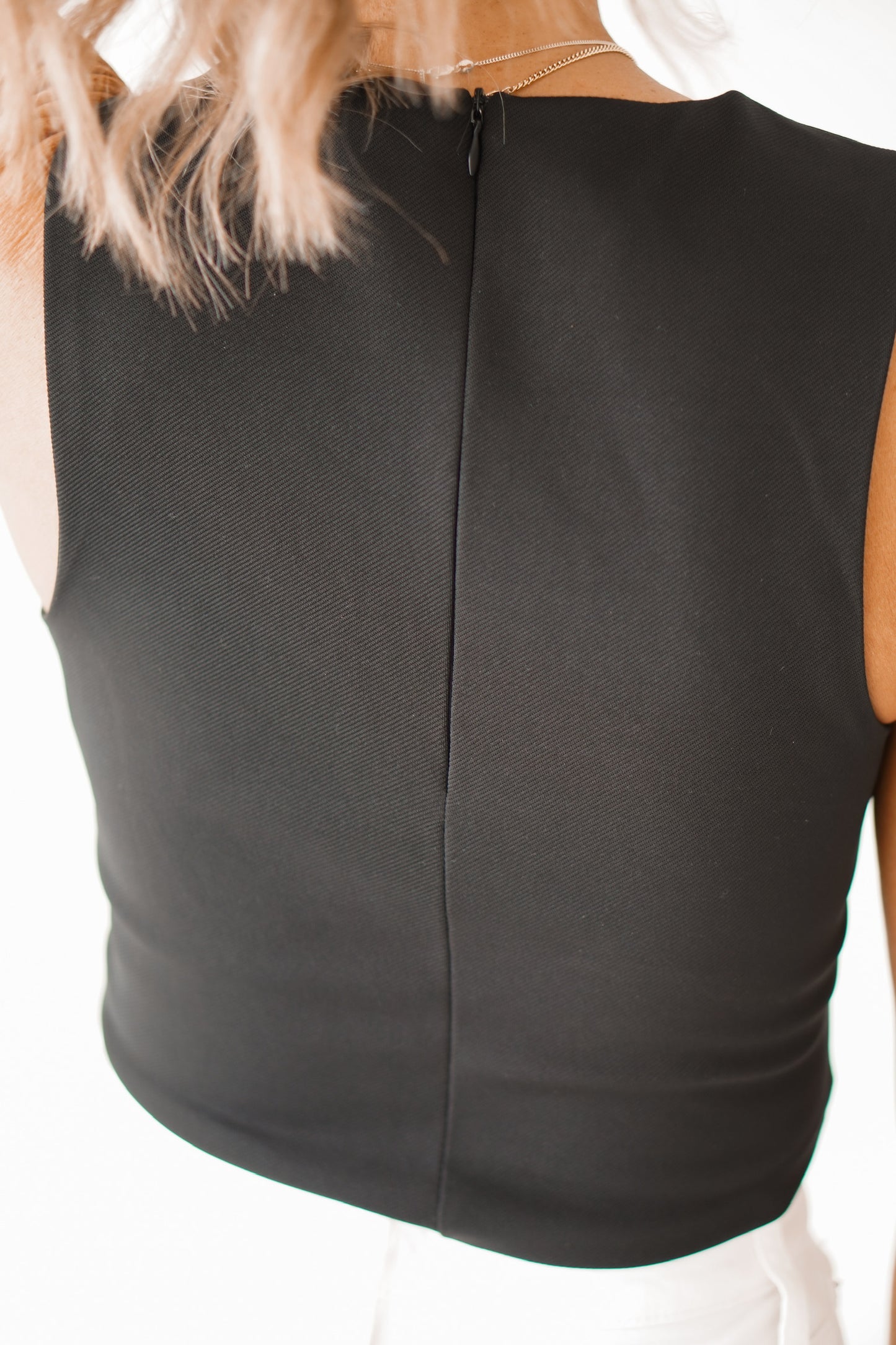 Single Soon Top