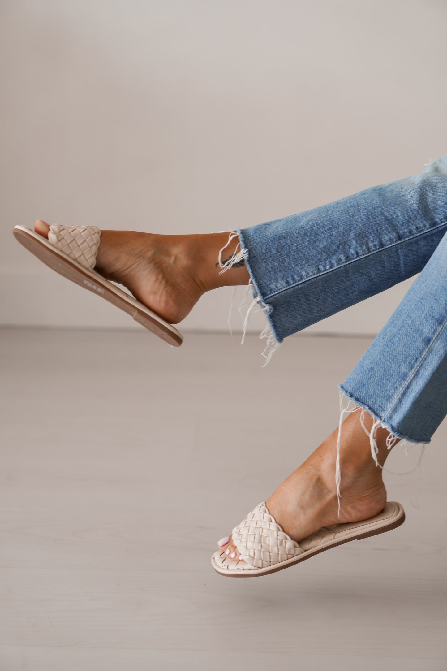 Shana Sandal