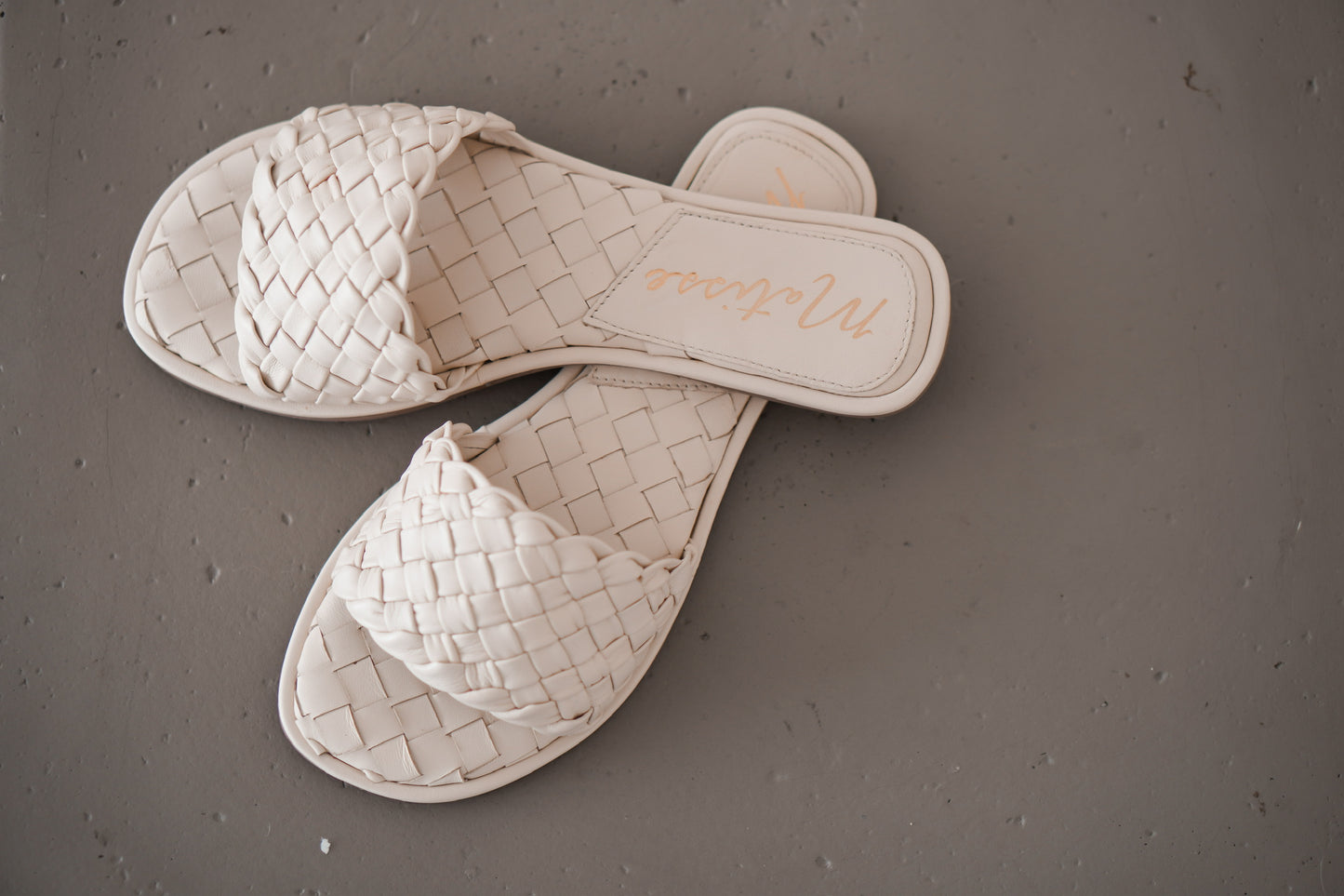 Shana Sandal