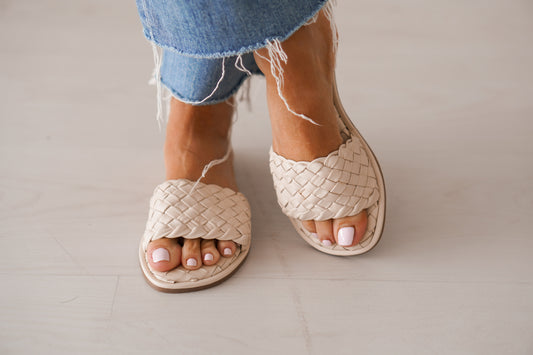 Shana Sandal